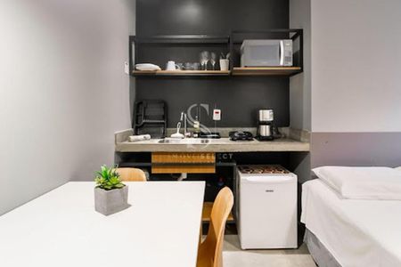 Casa à venda com 307m², 8 quartos e sem vaga