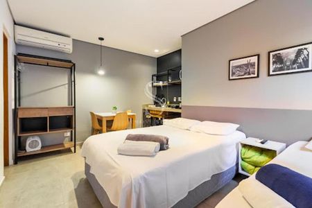 Casa à venda com 307m², 8 quartos e sem vaga