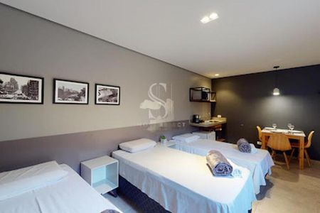 Casa à venda com 307m², 8 quartos e sem vaga
