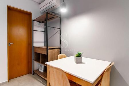 Casa à venda com 307m², 8 quartos e sem vaga