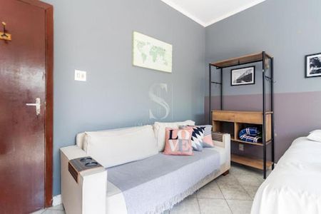 Casa à venda com 307m², 8 quartos e sem vaga
