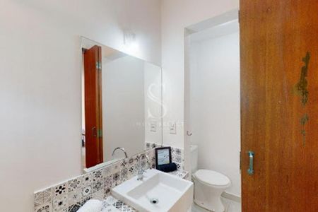 Casa à venda com 307m², 8 quartos e sem vaga
