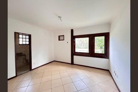 Casa de condomínio à venda com 250m², 3 quartos e 2 vagasQuarto