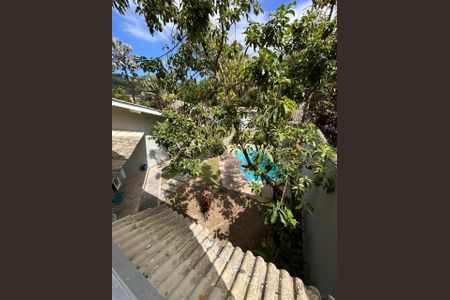 Casa de condomínio à venda com 250m², 3 quartos e 2 vagasÁrea externa
