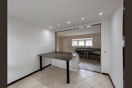 Casa de condomínio à venda com 250m², 3 quartos e 2 vagasCozinha