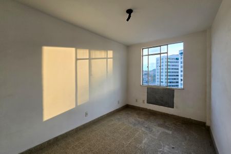 Quarto 1 de apartamento para alugar com 2 quartos, 63m² em Colubandê, São Gonçalo