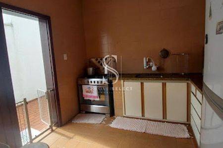 Casa à venda com 3 quartos, 179m² em Lapa de Baixo, São Paulo