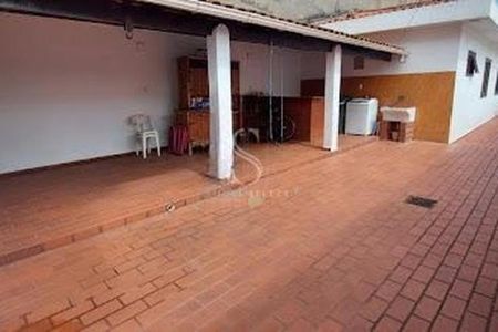 Casa à venda com 3 quartos, 179m² em Lapa de Baixo, São Paulo