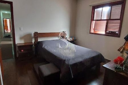 Casa à venda com 3 quartos, 179m² em Lapa de Baixo, São Paulo