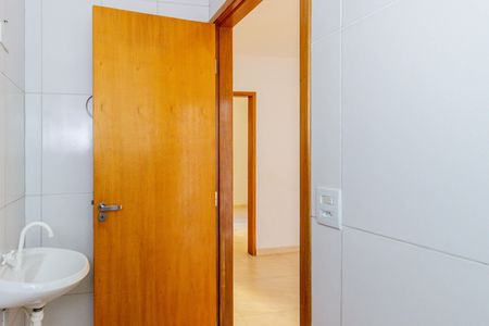 Casa de condomínio para alugar com 47m², 1 quarto e sem vaga Casa de condomínio para alugar com 47m², 1 quarto e sem vagaBanheiro