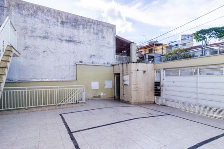 Casa de condomínio para alugar com 47m², 1 quarto e sem vaga Casa de condomínio para alugar com 47m², 1 quarto e sem vagaGaragem/Quintal