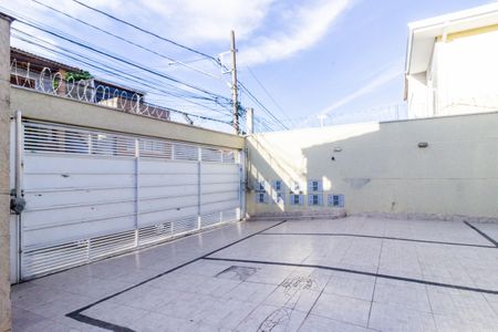 Casa de condomínio para alugar com 47m², 1 quarto e sem vaga Casa de condomínio para alugar com 47m², 1 quarto e sem vagaGaragem/Quintal