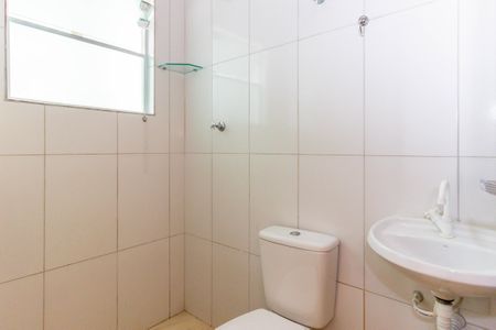 Banheiro de casa de condomínio para alugar com 1 quarto, 47m² em Jardim Peri, São Paulo