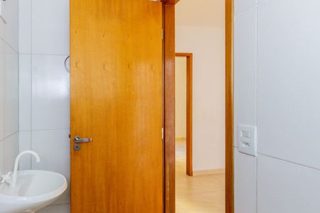 Banheiro de casa de condomínio para alugar com 1 quarto, 47m² em Jardim Peri, São Paulo