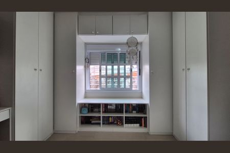 Casa à venda com 193m², 3 quartos e 2 vagasQuarto
