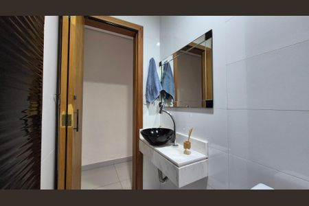 Casa à venda com 193m², 3 quartos e 2 vagasLavabo