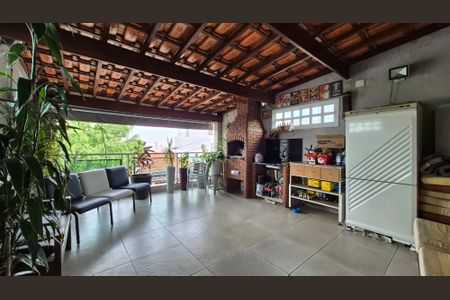 Varanda de casa à venda com 3 quartos, 250m² em Vila Curuçá, Santo André