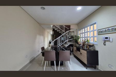Casa à venda com 193m², 3 quartos e 2 vagasSala de jantar