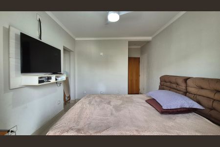 Casa à venda com 193m², 3 quartos e 2 vagasSuíte