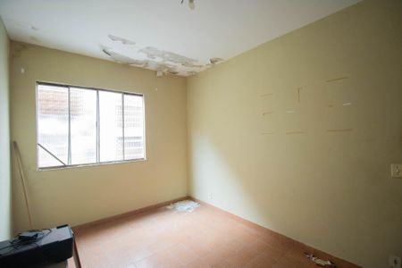 Sala de apartamento para alugar com 2 quartos, 45m² em Porto Novo, São Gonçalo
