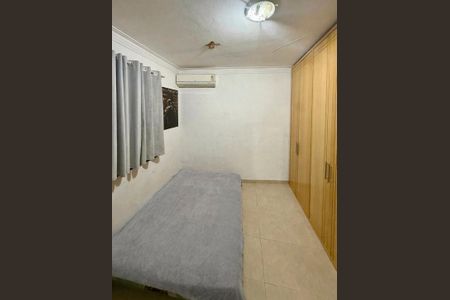 Casa à venda com 125m², 3 quartos e 4 vagas Casa à venda com 125m², 3 quartos e 4 vagasQuarto 3