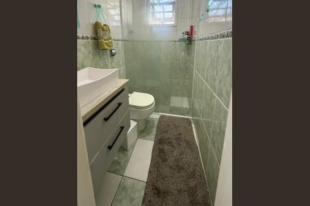 Casa à venda com 125m², 3 quartos e 4 vagas Casa à venda com 125m², 3 quartos e 4 vagasBanheiro