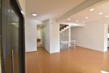 Casa para alugar com 450m², 3 quartos e 12 vagasSala