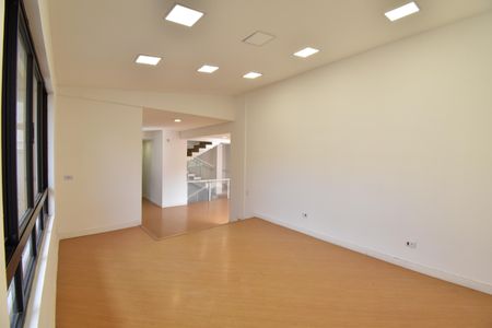 Casa para alugar com 450m², 3 quartos e 12 vagasSala