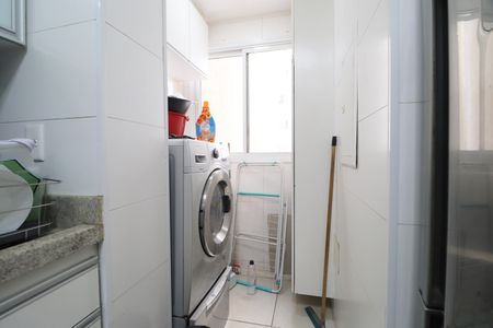 Apartamento para alugar com 65m², 2 quartos e 2 vagasCozinha e Área de Serviço