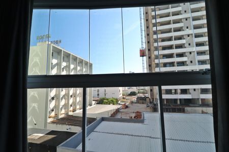 Sala de apartamento para alugar com 2 quartos, 65m² em Centro, Uberlândia