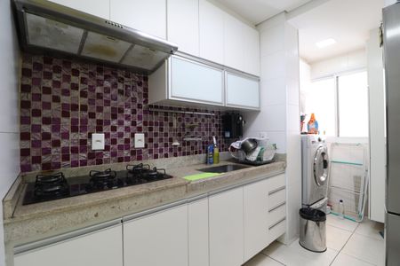 Apartamento para alugar com 65m², 2 quartos e 2 vagasCozinha