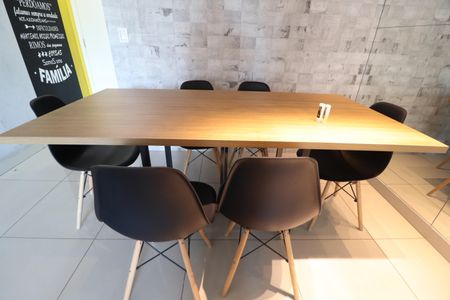 Apartamento para alugar com 65m², 2 quartos e 2 vagasSala