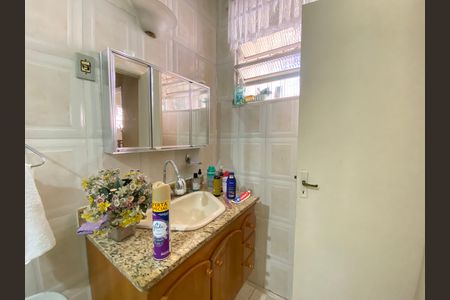 Casa à venda com 110m², 4 quartos e 1 vaga