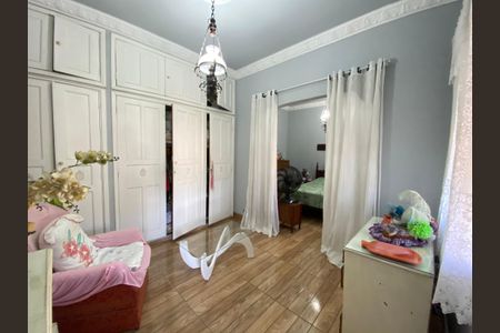 Casa à venda com 110m², 4 quartos e 1 vaga