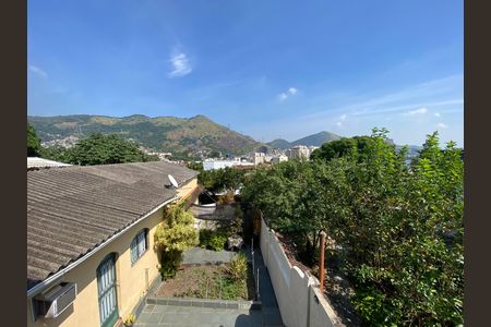 Casa à venda com 110m², 4 quartos e 1 vaga