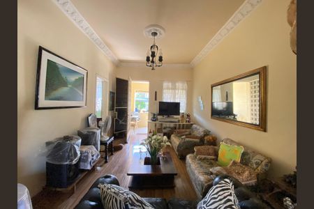 Casa à venda com 110m², 4 quartos e 1 vaga