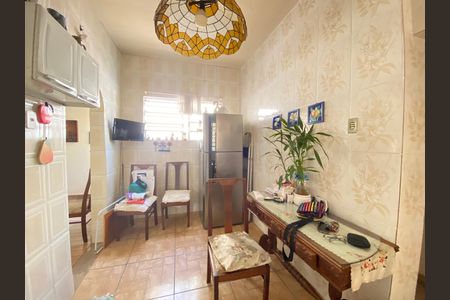 Casa à venda com 110m², 4 quartos e 1 vaga