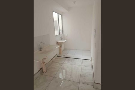 Cozinha de apartamento para alugar com 2 quartos, 42m² em Residencial Frei Galvão, Goiânia