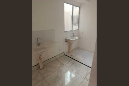 Cozinha de apartamento para alugar com 2 quartos, 42m² em Residencial Frei Galvão, Goiânia