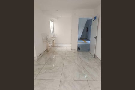 Cozinha de apartamento para alugar com 2 quartos, 42m² em Residencial Frei Galvão, Goiânia
