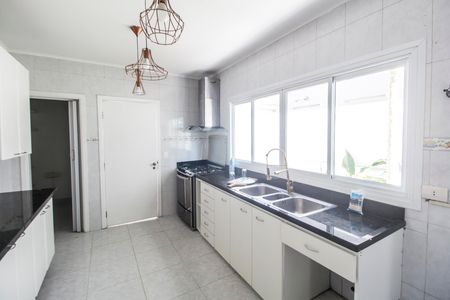 Casa de condomínio para alugar com 246m², 7 quartos e 4 vagas Casa de condomínio para alugar com 246m², 7 quartos e 4 vagasCozinha