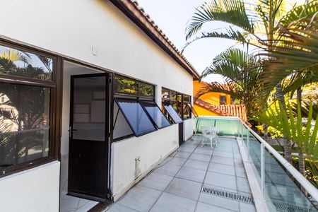 Casa de condomínio para alugar com 246m², 7 quartos e 4 vagas Casa de condomínio para alugar com 246m², 7 quartos e 4 vagasBanheiro da Suíte