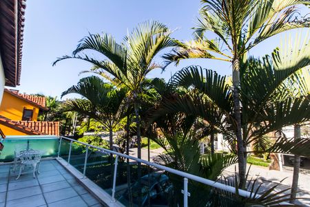 Casa de condomínio para alugar com 246m², 7 quartos e 4 vagas Casa de condomínio para alugar com 246m², 7 quartos e 4 vagasVaranda