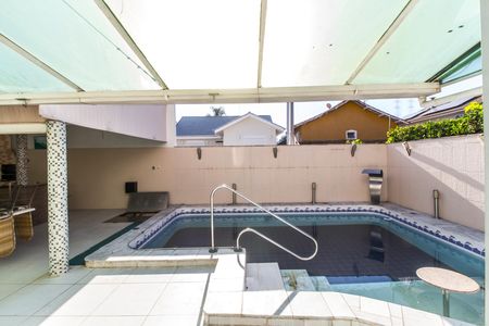 Casa de condomínio para alugar com 246m², 7 quartos e 4 vagas Casa de condomínio para alugar com 246m², 7 quartos e 4 vagasVista da Sala