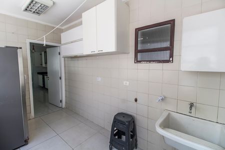 Casa de condomínio para alugar com 246m², 7 quartos e 4 vagas Casa de condomínio para alugar com 246m², 7 quartos e 4 vagasÁrea de Serviço