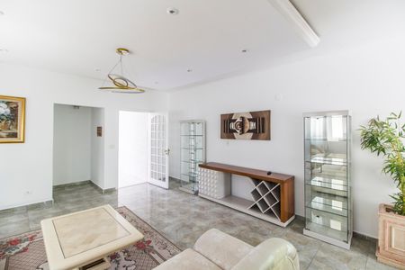 Sala  de casa de condomínio para alugar com 2 quartos, 246m² em Alphaville, Santana de Parnaíba
