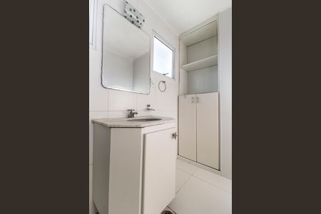 Casa de condomínio para alugar com 246m², 7 quartos e 4 vagas Casa de condomínio para alugar com 246m², 7 quartos e 4 vagasBanheiro da Suíte