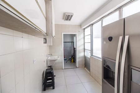 Casa de condomínio para alugar com 246m², 7 quartos e 4 vagas Casa de condomínio para alugar com 246m², 7 quartos e 4 vagasÁrea de Serviço