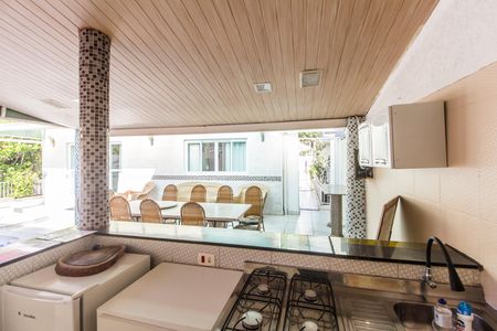 Casa de condomínio para alugar com 246m², 7 quartos e 4 vagas Casa de condomínio para alugar com 246m², 7 quartos e 4 vagasÁrea gourmet