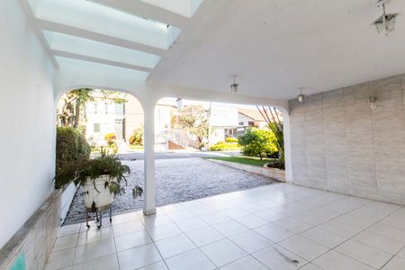Casa de condomínio para alugar com 246m², 7 quartos e 4 vagas Casa de condomínio para alugar com 246m², 7 quartos e 4 vagasGaragem